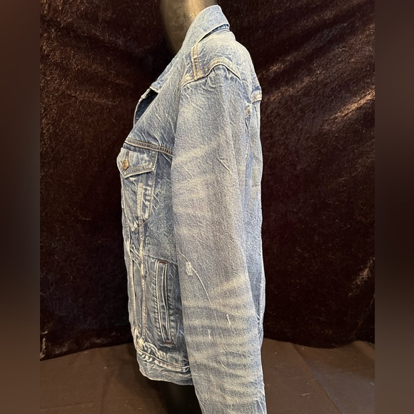 AE77 American Eagle NWT Women's Distressed Jean Jacket. Size S 1334 - Picture 5 of 10